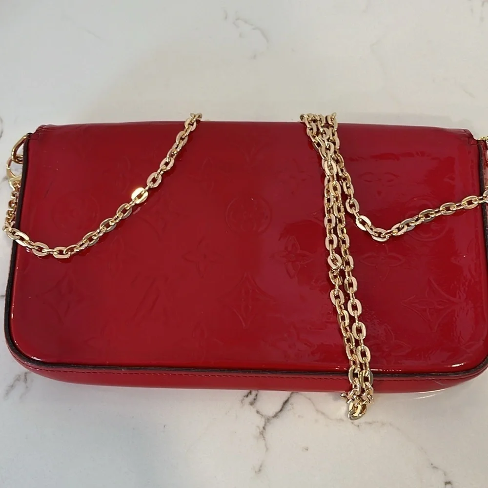 Louis Vuitton Felicie Vernis Pochette Bag